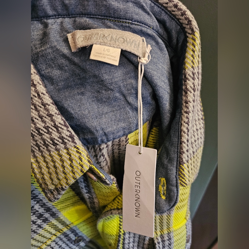 Outerknown Shacket - Picture 6 of 7